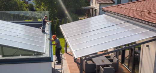 Terasų ir Stoginių Dengimas Polikarbonatu: Klaidų Kaina ir Ilgaamžiai Sprendimai